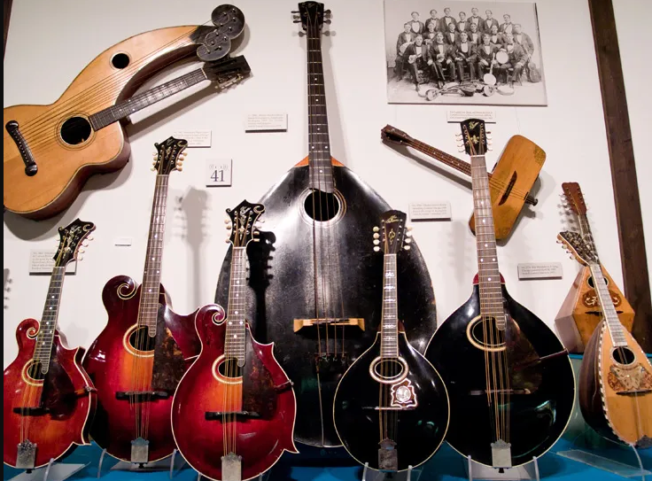 Early Gibson Instruments