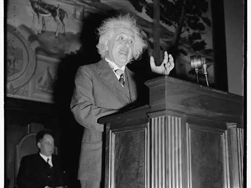 Albert Einstein's Science Pioneer Contributions to Mankind 7 internet marketing company