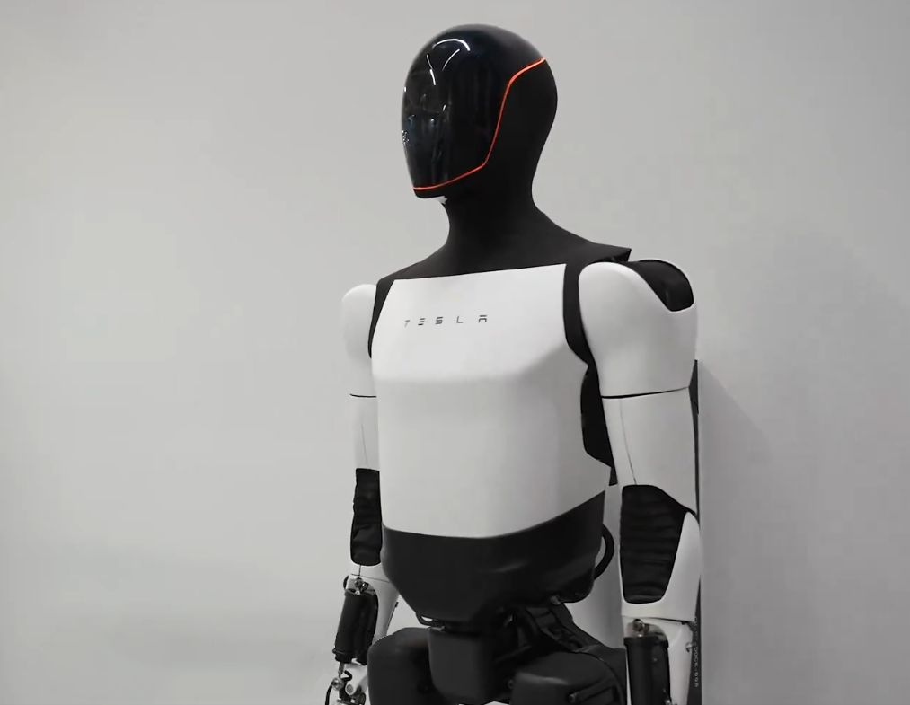 Ultimate Guide to Artificial Superintelligence (ASI) 1 Tesla's Humanoid Robot